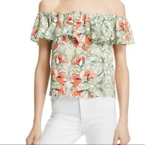 Guess Garden Off Shoulder Ari Top New with tags